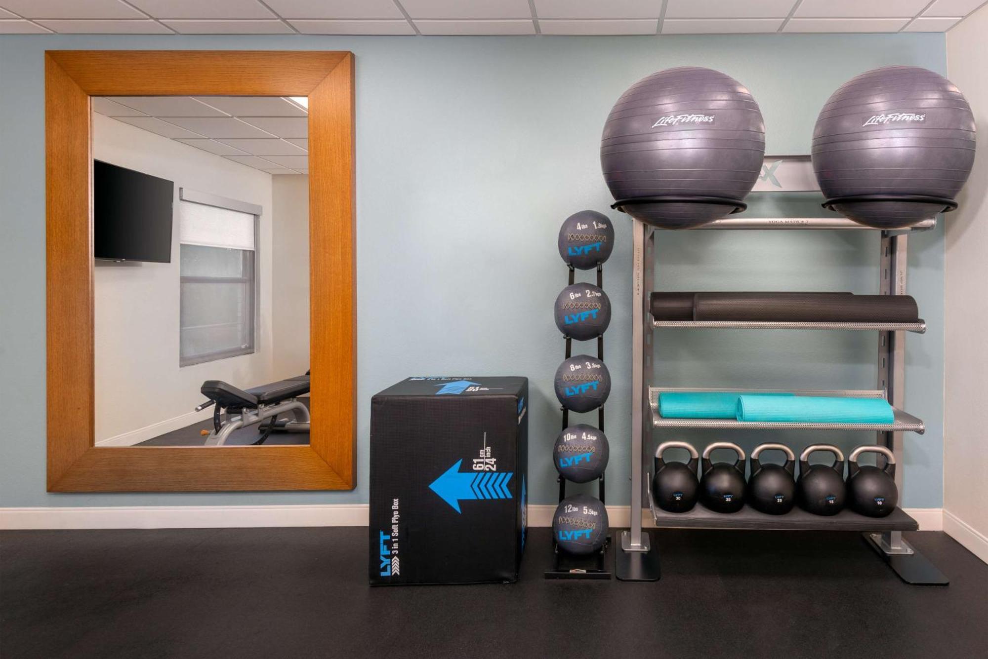 Hampton Inn Bonita Springs Naples North Екстериор снимка